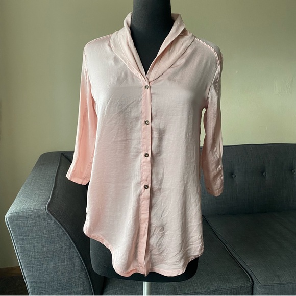 Anthropologie Blush Pink Tie-Hem V-Neck Blouse - Picture 3 of 10